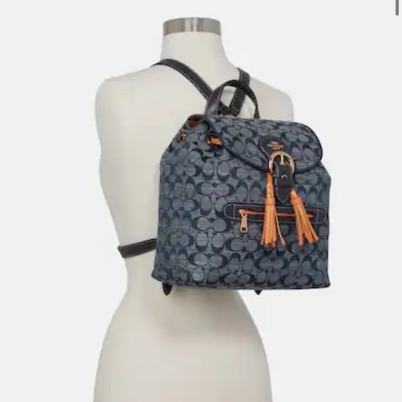 🔥RETIRED😍Coach Kleo Backpack in Signature Chambray - Picture 3 of 12